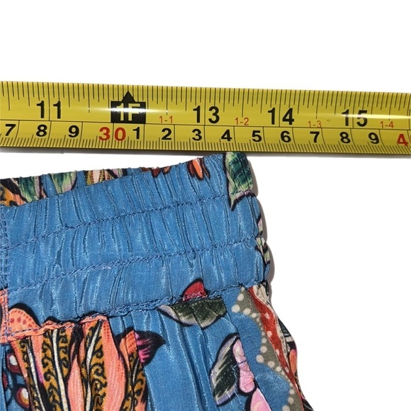 NWT SOLD OUT Anthropologie FARM Rio Wonderful Bouquet Pants Floral Resort M - Picture 11 of 13